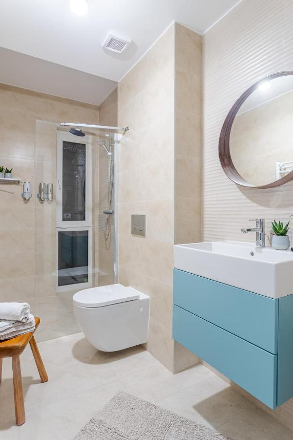 Il Lago - Turquoise - Cozy Luxurious Smart Home By The Lake Voluntari Екстериор снимка